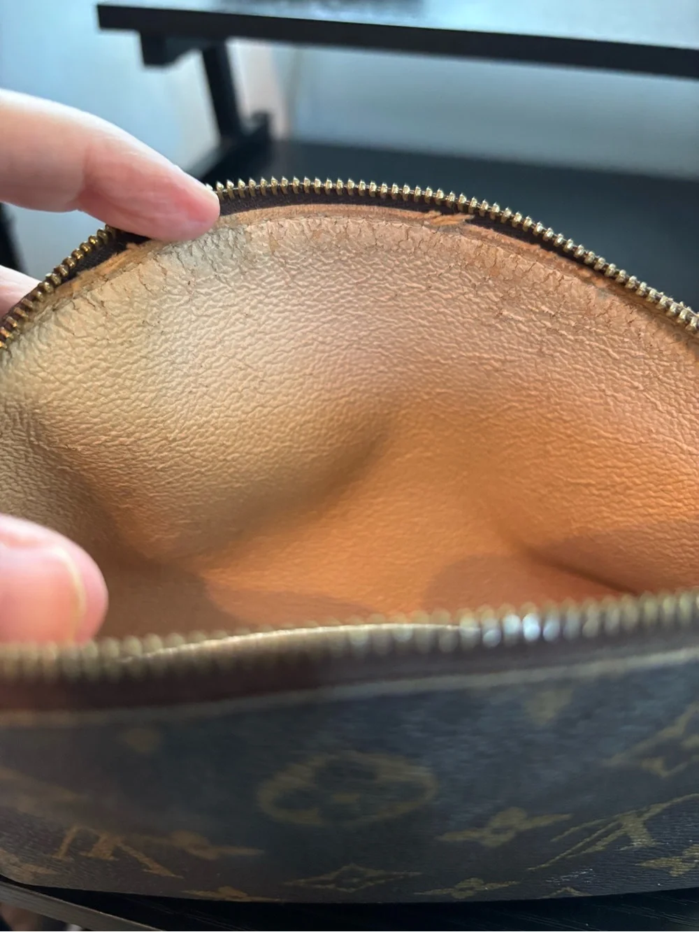 Authentic Louis Vuitton Monogram Cosmetic Pouch-PM